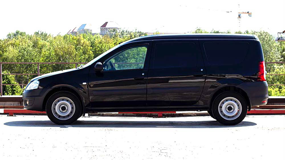 Фото LADA Largus