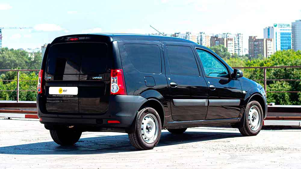 Фото LADA Largus
