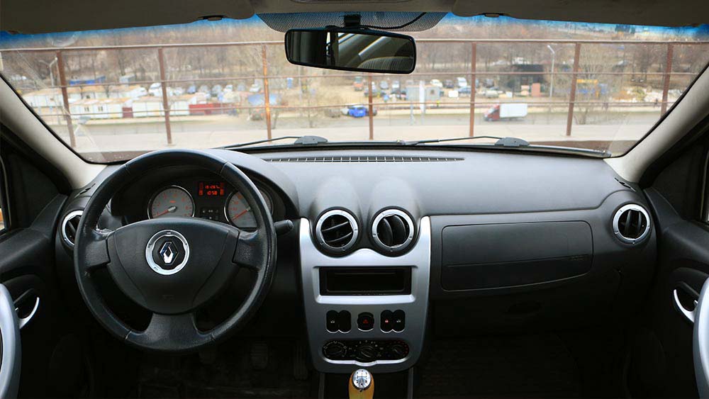 Renault Logan 355