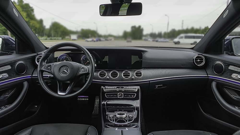 Mercedes-Benz E-Class 396