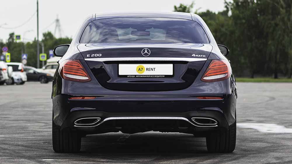 Mercedes-Benz E-Class 396
