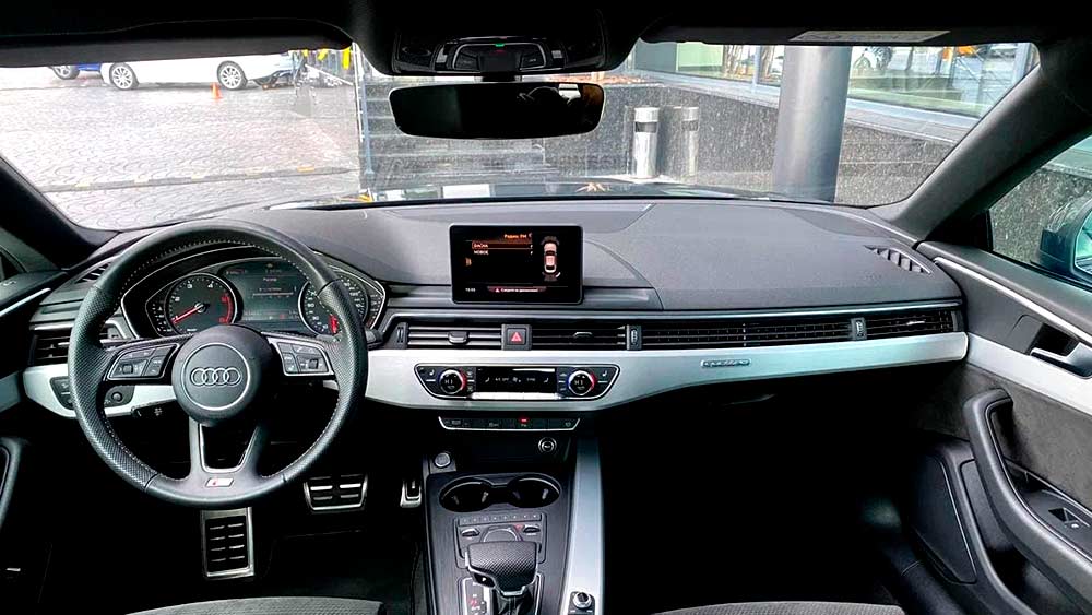 Audi A5 411