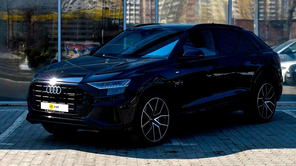 Audi Q8 412