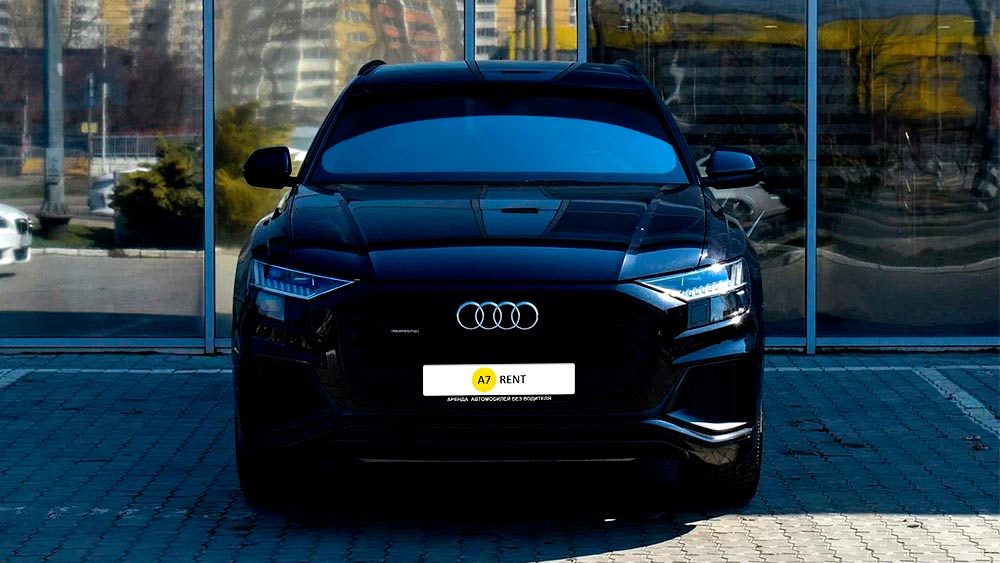 Audi Q8 412