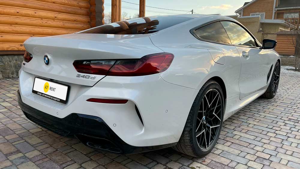 BMW 8 430