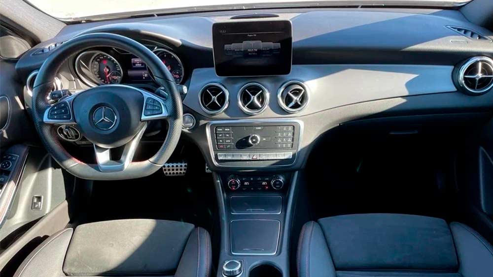 Mercedes-Benz GLA 439