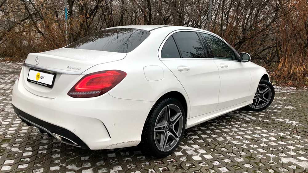 Mercedes-Benz C-Class 443
