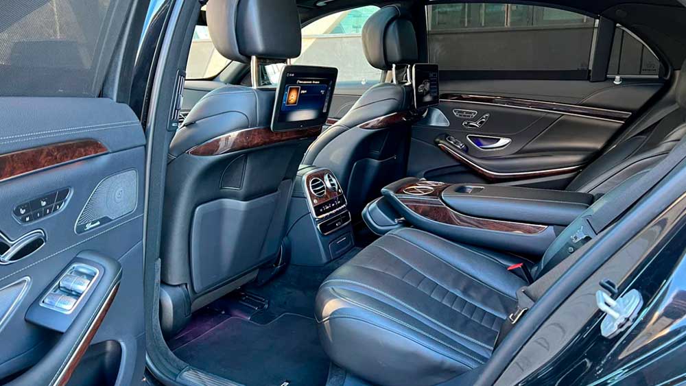 Mercedes-Benz S-Class 444