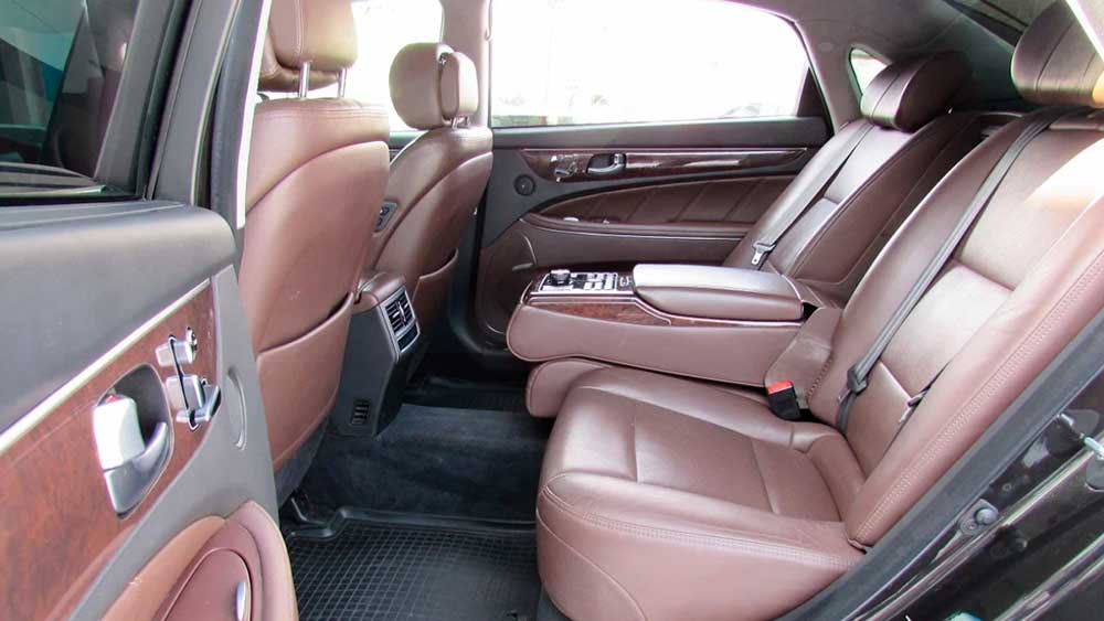 Hyundai Equus 446