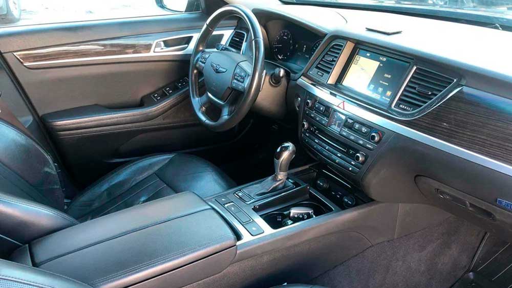 Hyundai Genesis 447