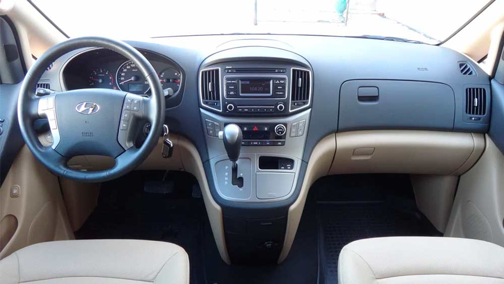 Hyundai H1 452