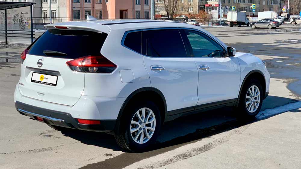 Nissan X-Trail — аренда автомобиля