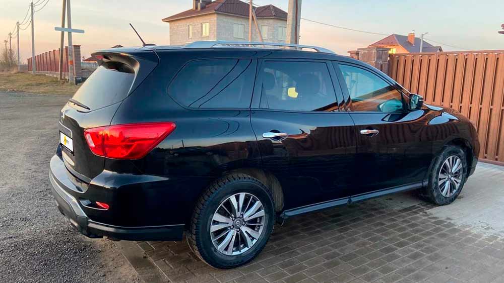 Nissan Pathfinder 458