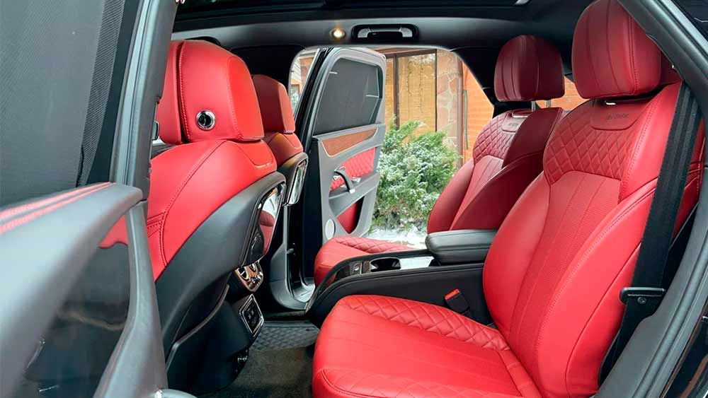 Фото Bentley Bentayga