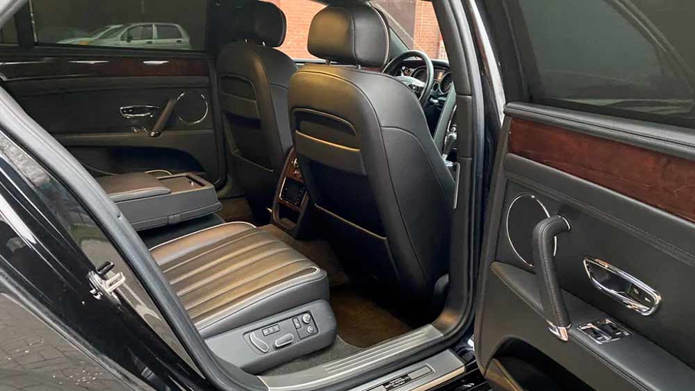 Bentley Flying Spur 460