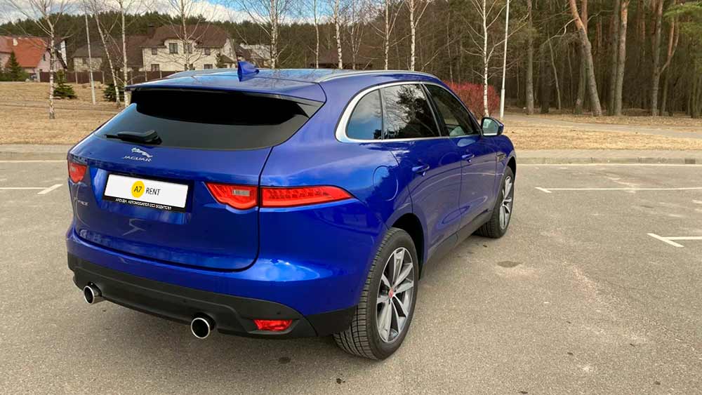Jaguar F-Pace 484
