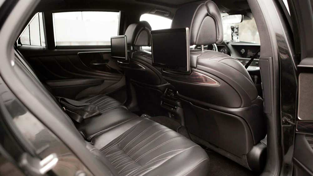 Lexus LS 513