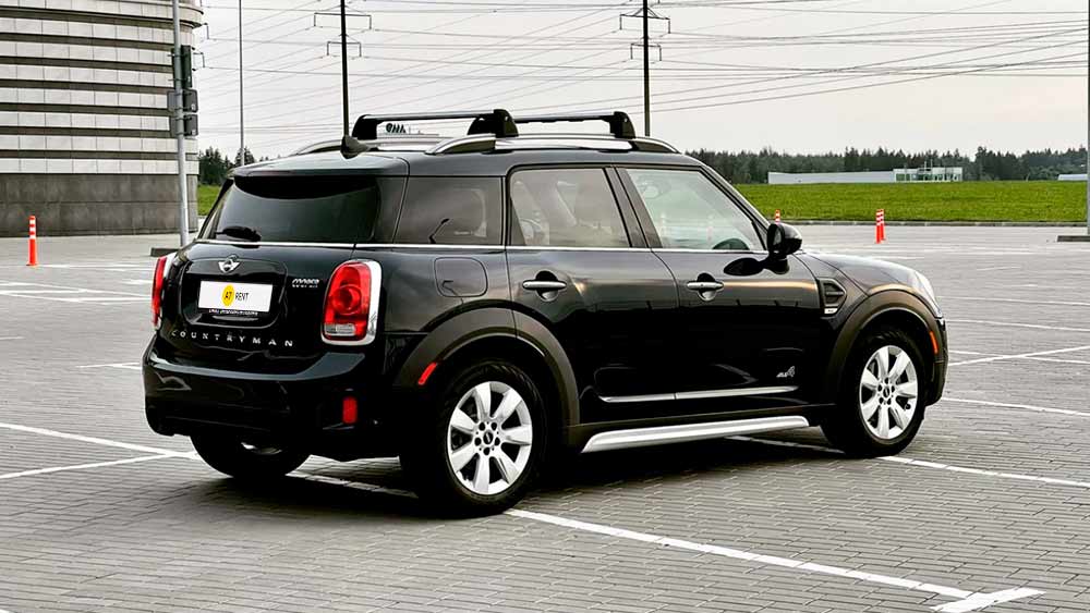 MINI Countryman — аренда автомобиля