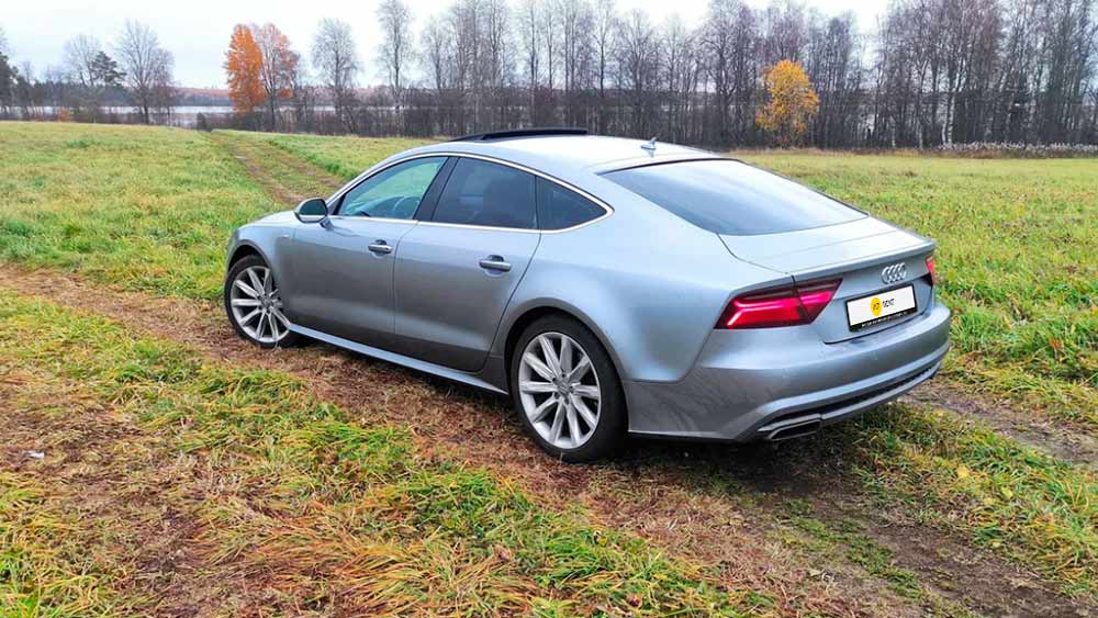 Audi A7 556