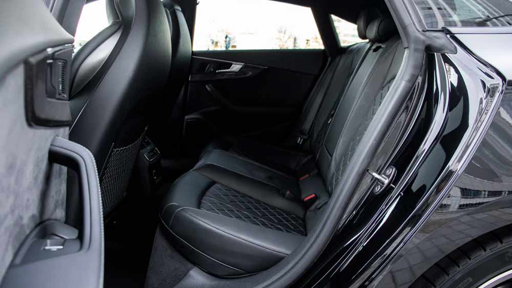 Audi S5 557