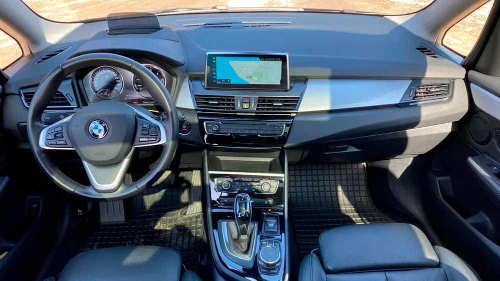 BMW 2 Gran Tourer — аренда автомобиля