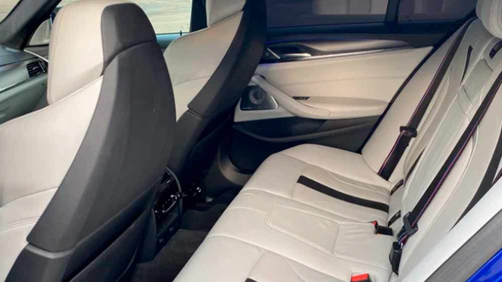 Фото BMW M5