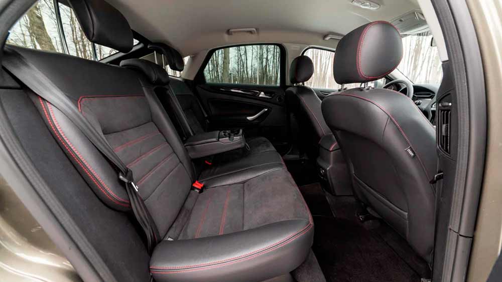 Ford Mondeo 585