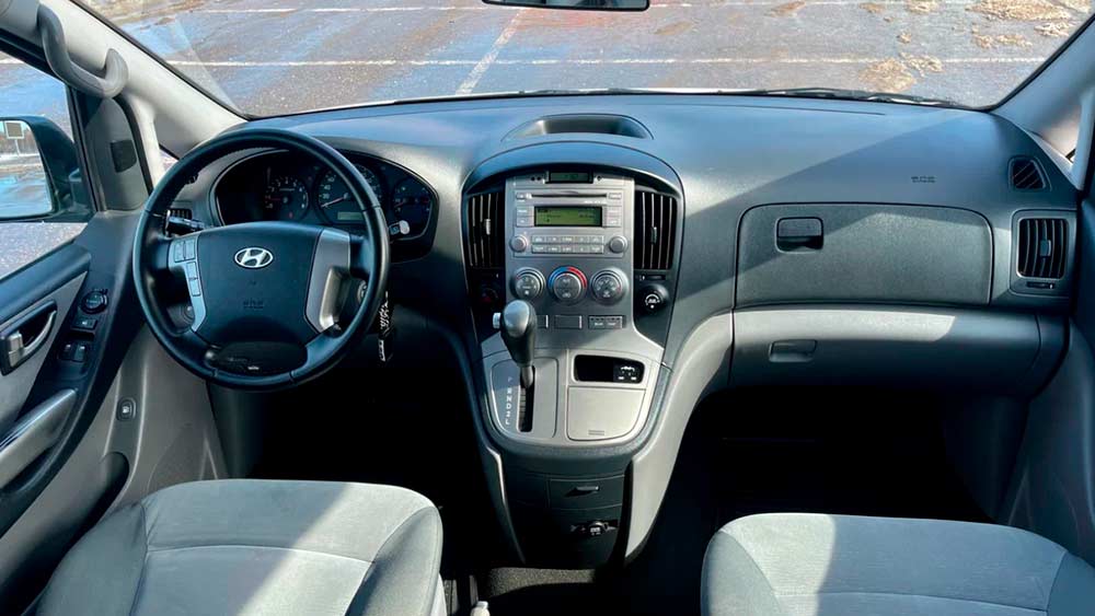 Hyundai H1 593