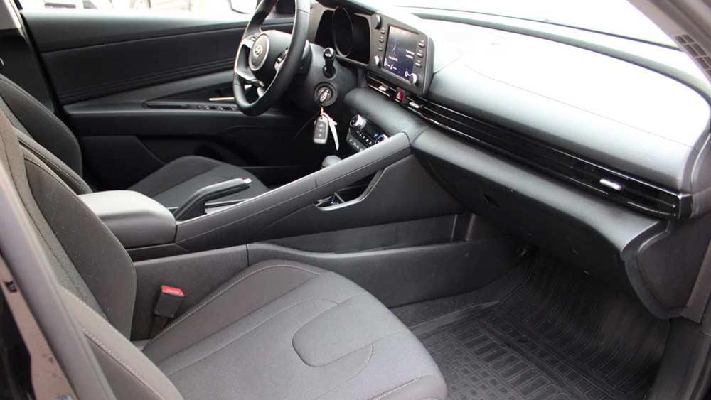 Hyundai Elantra 594