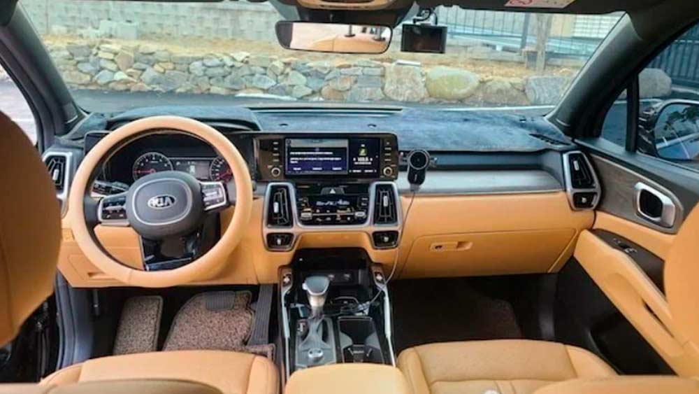 KIA Sorento 612