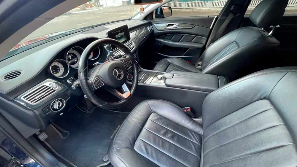 Mercedes-Benz CLS — аренда автомобиля