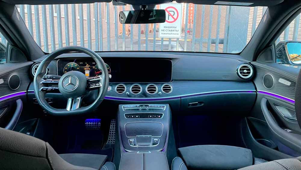 Mercedes-Benz E-Class 652