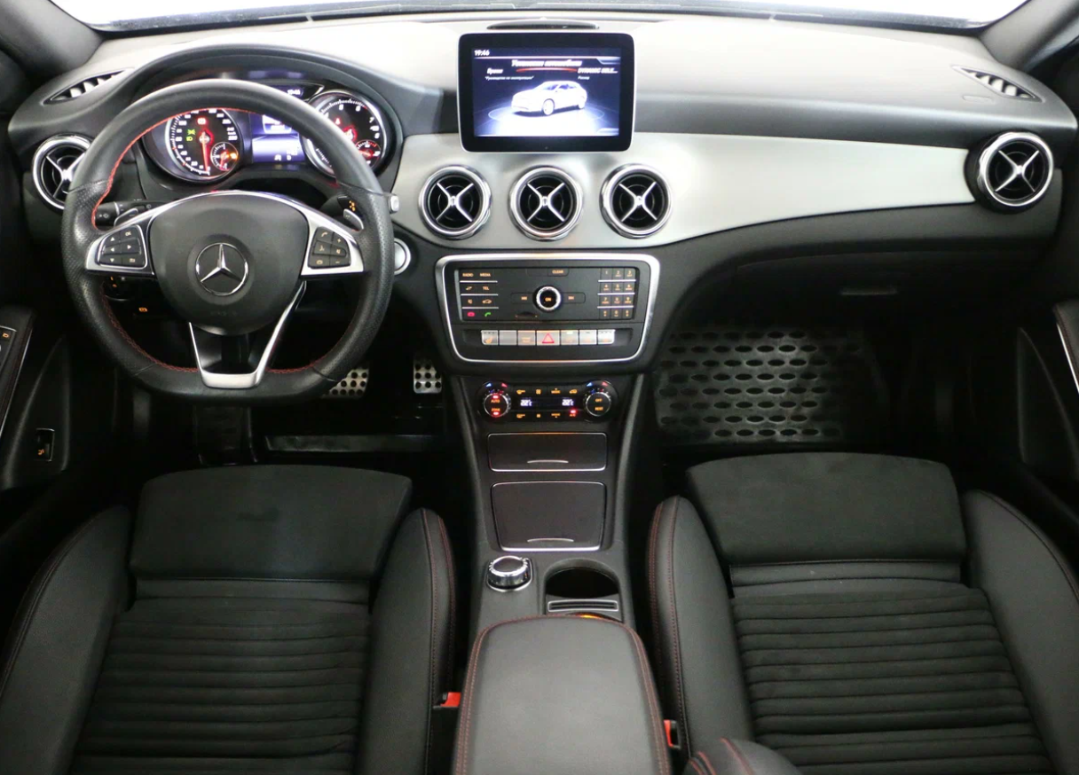 Mercedes-Benz GLA 662