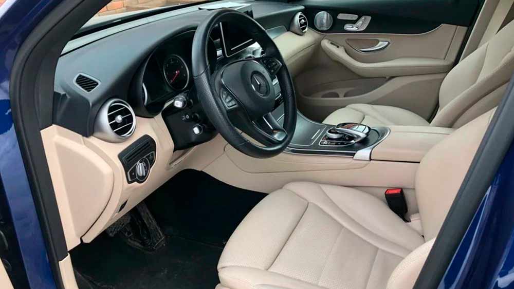 Mercedes-Benz GLC Coupe — аренда автомобиля