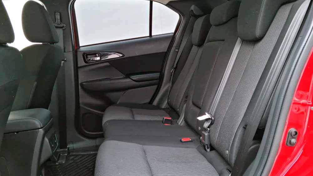 Mitsubishi Eclipse Cross 672