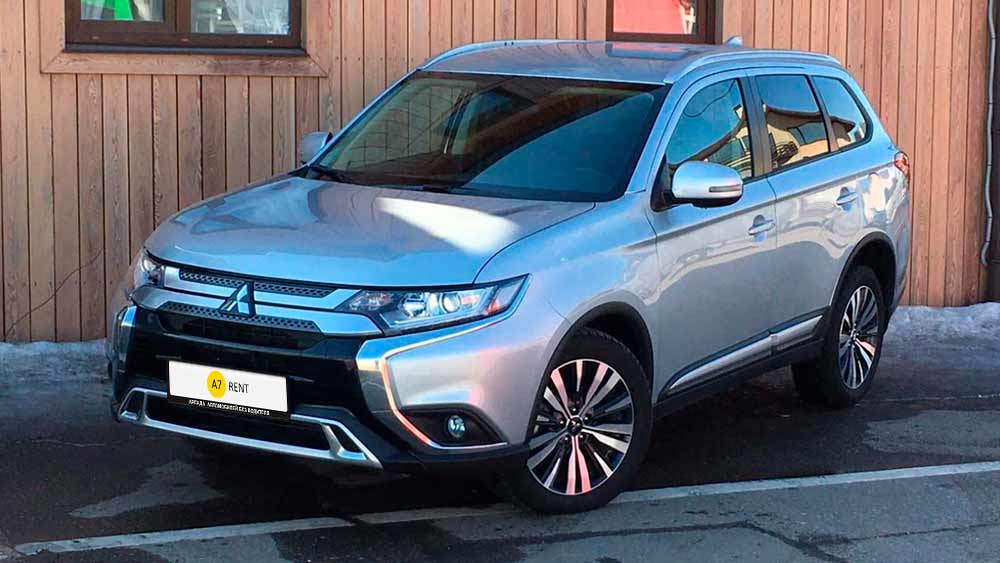 Mitsubishi Outlander 673