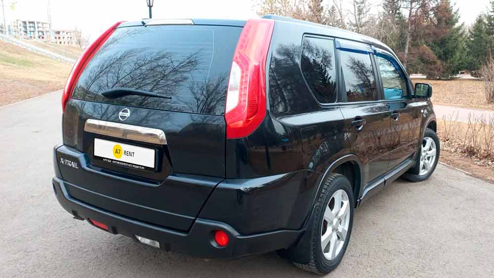 Nissan X-Trail — аренда автомобиля