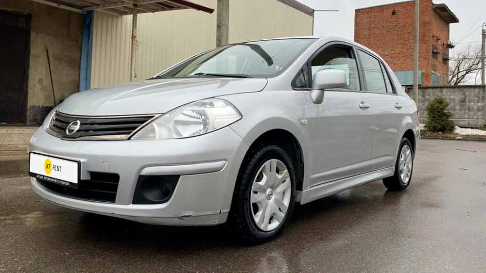 Nissan Tiida 680