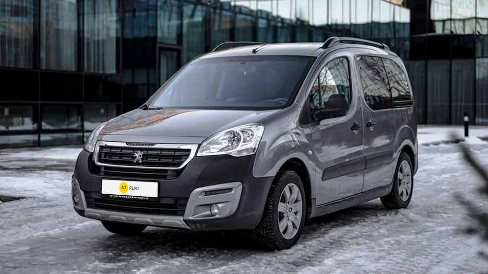 Фото Peugeot Partner