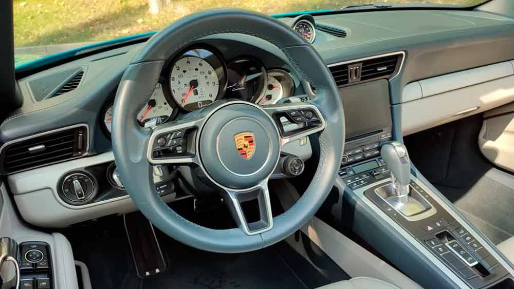 Porsche 911 685