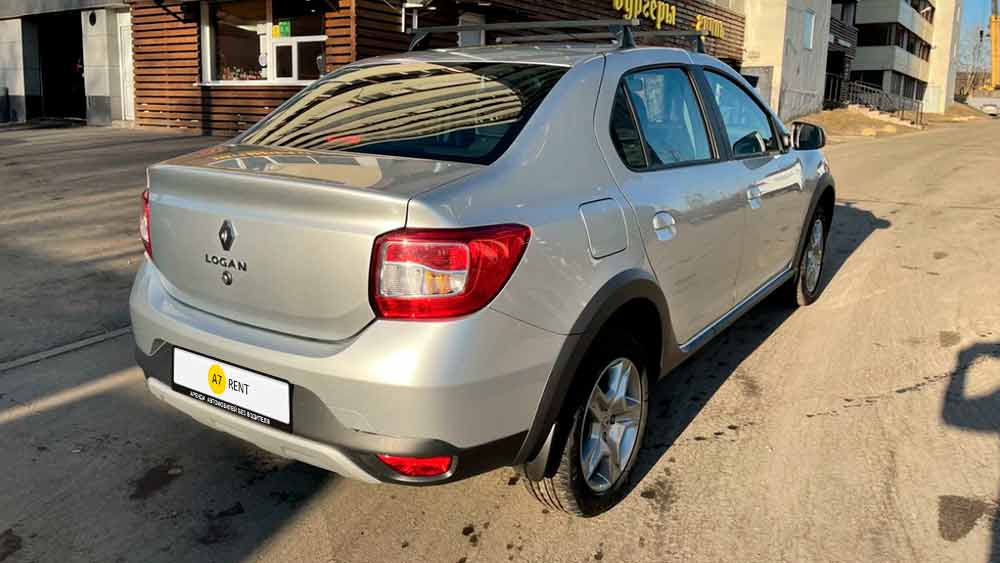 Renault Logan 699