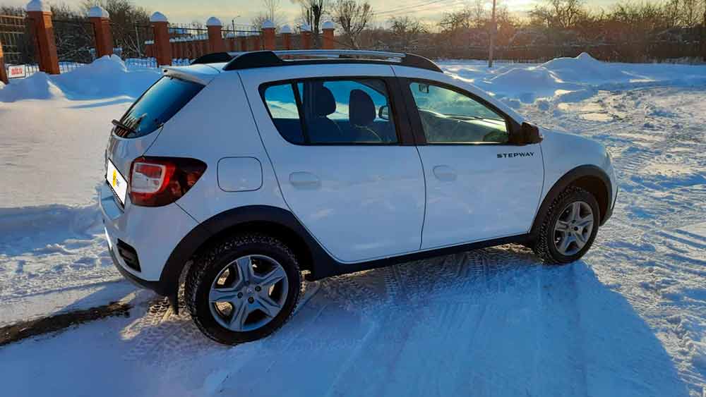 Renault Sandero 701