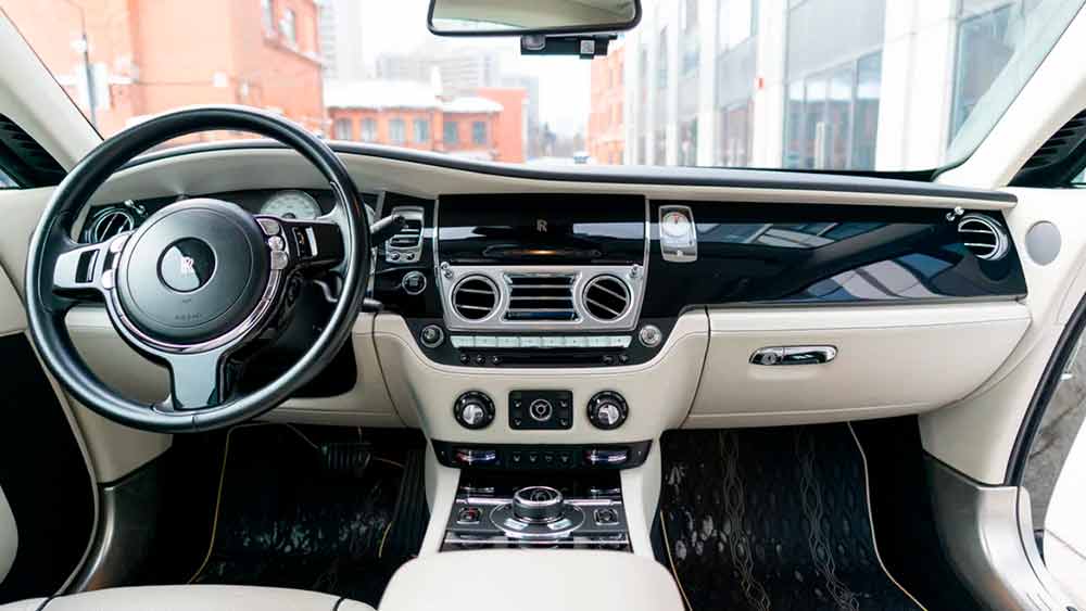 Фото Rolls-Royce Wraith