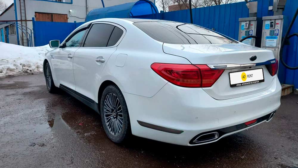 KIA Quoris 735