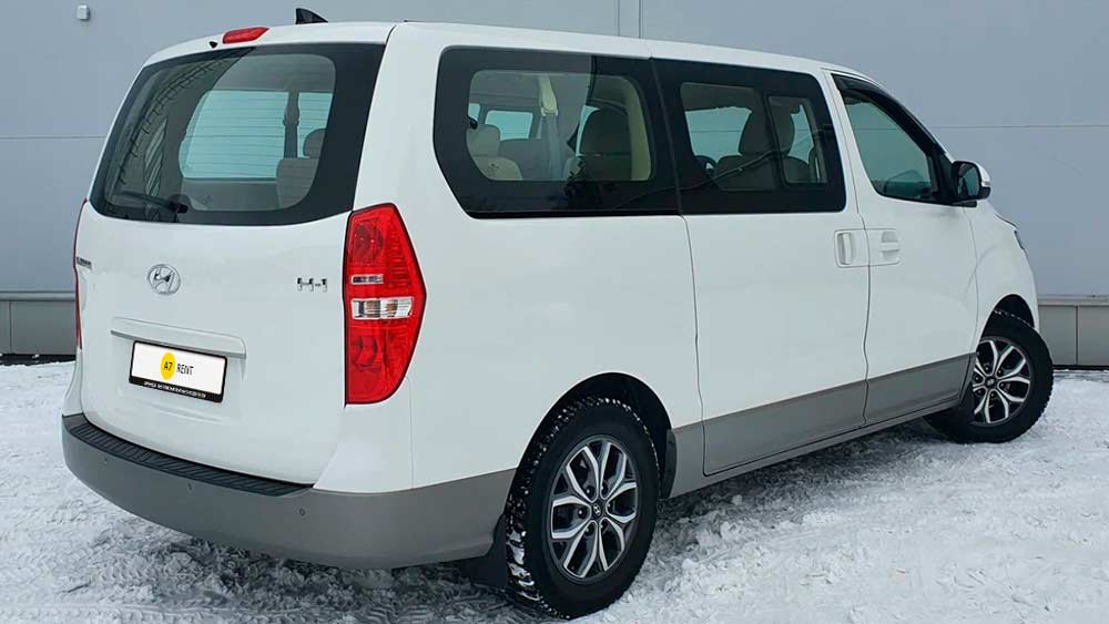 Hyundai H1 749