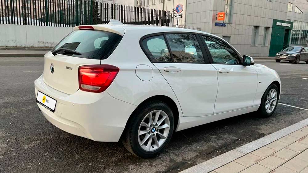 BMW 1 753